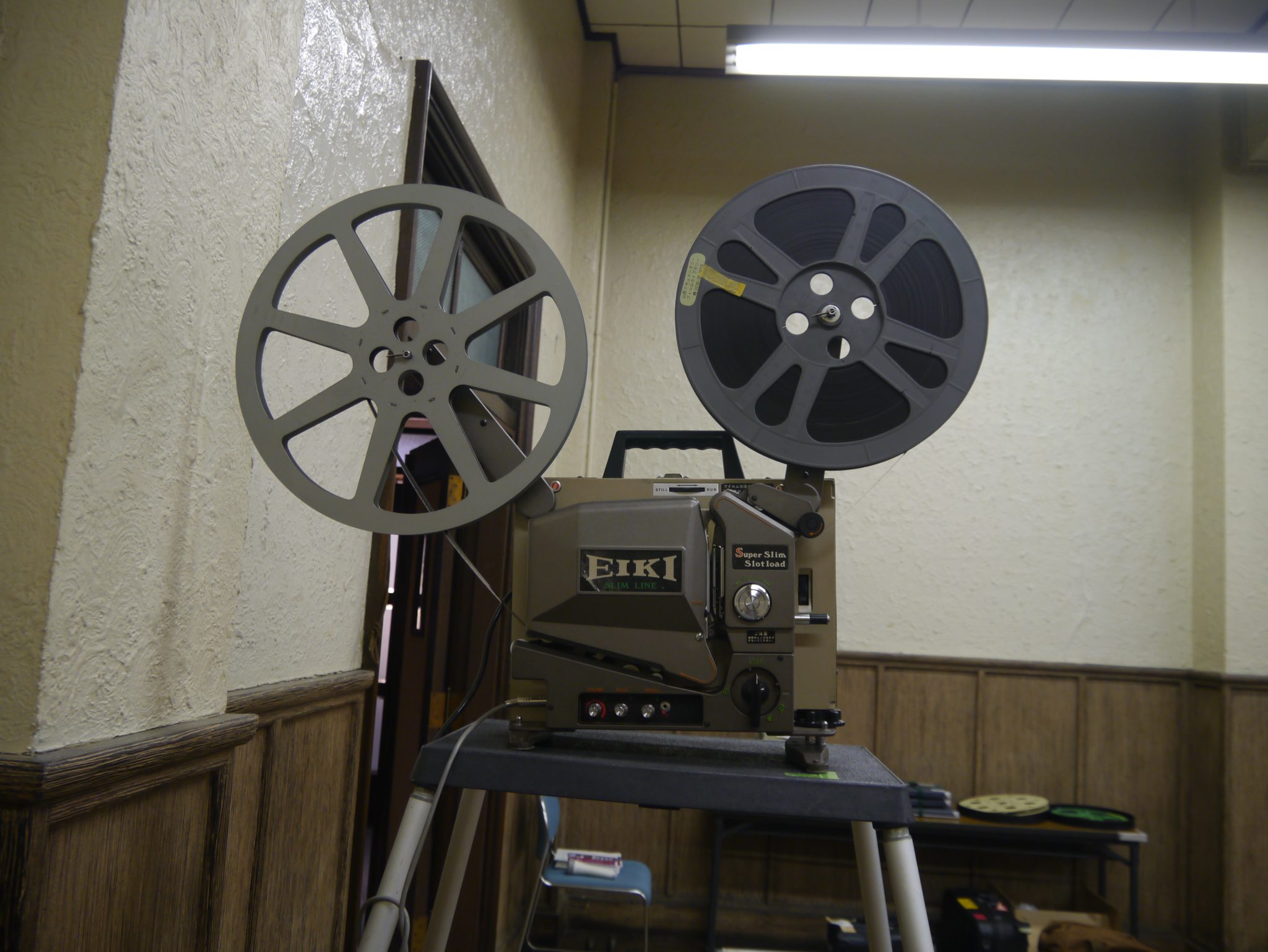 さわれる映画～16mmフィルムをまわしてみよう！～ -Finding Lumière